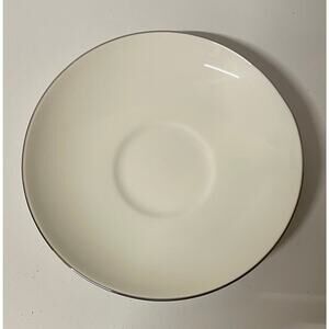 Wedgwood Signet 6" Platinum Saucer. kk395
